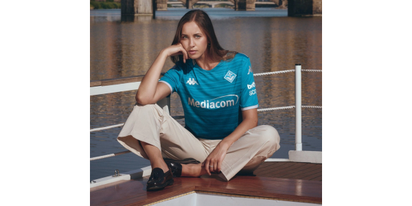 Druga koszulka wyjazdowa ACF Fiorentina na sezon 2025-26